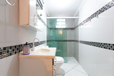 Casa para alugar com 130m², 3 quartos e 1 vaga Casa para alugar com 130m², 3 quartos e 1 vagaBanheiro Social