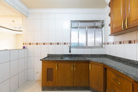 Cozinha - Armários de casa para alugar com 3 quartos, 130m² em Vila Taquari, São Paulo