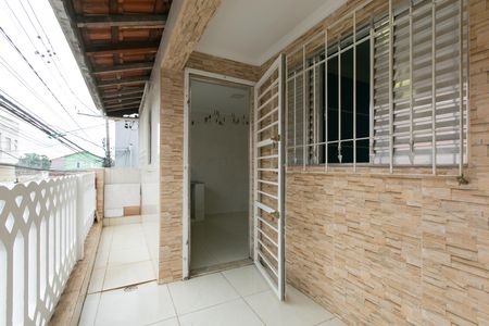 Casa para alugar com 130m², 3 quartos e 1 vaga Casa para alugar com 130m², 3 quartos e 1 vagaVaranda / Área de Serviço