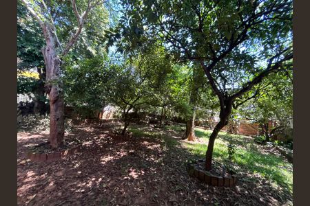 Casa à venda com 163m², 3 quartos e 2 vagasPátio