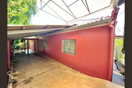 Casa à venda com 163m², 3 quartos e 2 vagasFachada