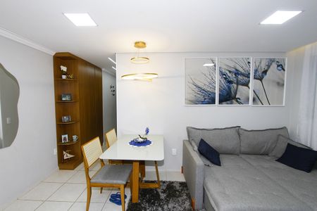 Sala de apartamento à venda com 2 quartos, 47m² em Jk, Contagem