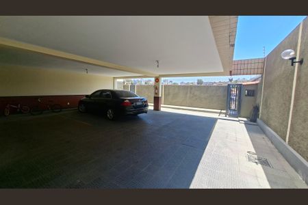 Apartamento à venda com 224m², 4 quartos e 4 vagas Apartamento à venda com 224m², 4 quartos e 4 vagasgaragem / 5 carros