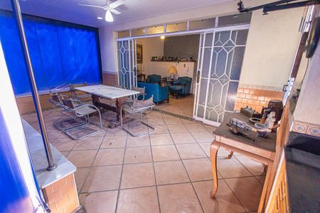 Apartamento à venda com 224m², 4 quartos e 4 vagas Apartamento à venda com 224m², 4 quartos e 4 vagasespaço gourmet