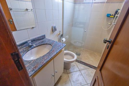 Apartamento à venda com 224m², 4 quartos e 4 vagas Apartamento à venda com 224m², 4 quartos e 4 vagasbanheiro