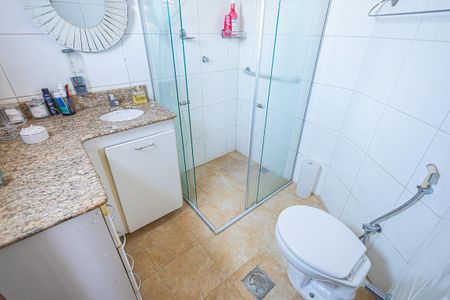 Apartamento à venda com 224m², 4 quartos e 4 vagas Apartamento à venda com 224m², 4 quartos e 4 vagassuite