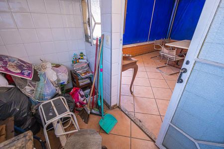 Apartamento à venda com 224m², 4 quartos e 4 vagas Apartamento à venda com 224m², 4 quartos e 4 vagascozinha / cobertura