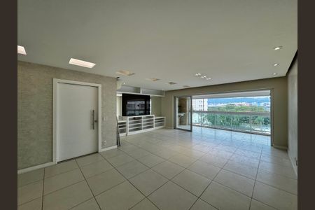 Sala de apartamento à venda com 4 quartos, 192m² em Barra da Tijuca, Rio de Janeiro