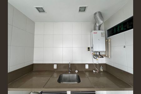 Apartamento à venda com 192m², 4 quartos e 3 vagasCozinha e Área de Serviço