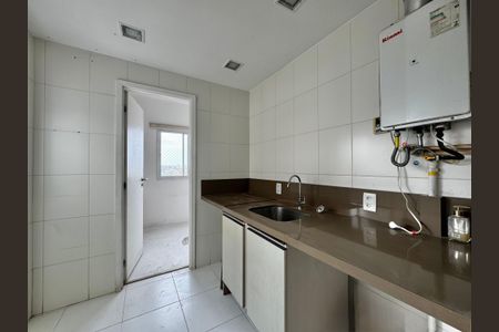 Apartamento à venda com 192m², 4 quartos e 3 vagasCozinha e Área de Serviço