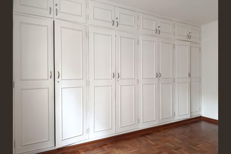 Apartamento para alugar com 168m², 3 quartos e 2 vagasSuíte