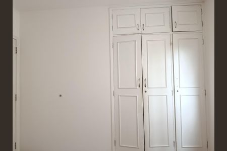 Apartamento para alugar com 168m², 3 quartos e 2 vagasQuarto 2
