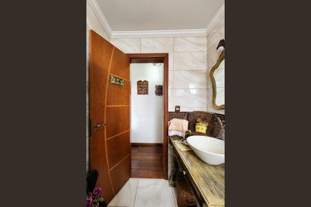 Apartamento à venda com 84m², 2 quartos e 1 vaga Apartamento à venda com 84m², 2 quartos e 1 vagaBanheiro Social
