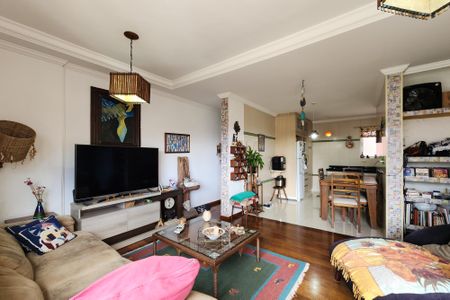 Apartamento à venda com 84m², 2 quartos e 1 vaga Apartamento à venda com 84m², 2 quartos e 1 vagaSala