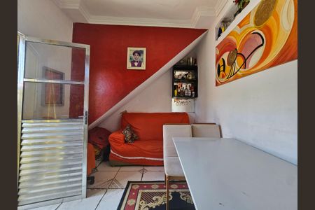 Casa para alugar com 62m², 2 quartos e sem vagaSala
