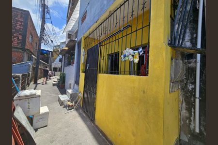 Casa para alugar com 62m², 2 quartos e sem vagaFachada