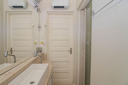 Apartamento para alugar com 134m², 3 quartos e 2 vagas Apartamento para alugar com 134m², 3 quartos e 2 vagasBanheiro da Suíte