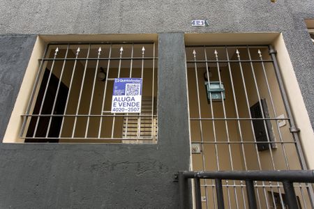 Casa à venda com 60m², 2 quartos e sem vaga Casa à venda com 60m², 2 quartos e sem vagaPlaquinha