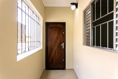 Casa à venda com 60m², 2 quartos e sem vaga Casa à venda com 60m², 2 quartos e sem vagaVaranda de Entrada