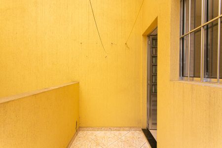 Casa à venda com 60m², 2 quartos e sem vaga Casa à venda com 60m², 2 quartos e sem vagaQuintal