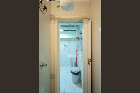 Apartamento à venda com 92m², 3 quartos e 1 vaga Apartamento à venda com 92m², 3 quartos e 1 vagaBanheiro de Serviço