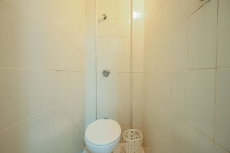 Apartamento à venda com 92m², 3 quartos e 1 vaga Apartamento à venda com 92m², 3 quartos e 1 vagaBanheiro de Serviço