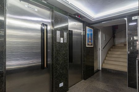 Apartamento à venda com 40m², 1 quarto e sem vaga Apartamento à venda com 40m², 1 quarto e sem vagaÁrea comum - Elevadores