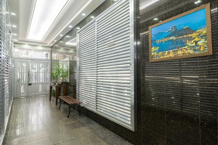 Apartamento à venda com 40m², 1 quarto e sem vaga Apartamento à venda com 40m², 1 quarto e sem vagaÁrea comum - Entrada do Edifício