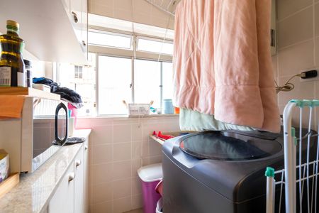 Apartamento à venda com 60m², 2 quartos e 1 vagaÁrea de Serviço