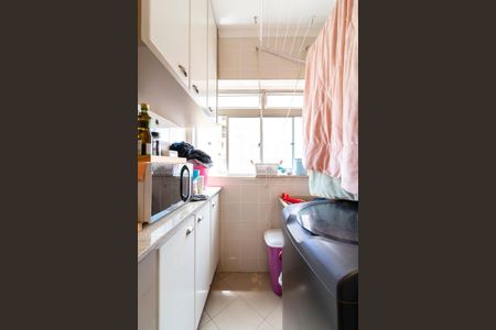 Apartamento à venda com 60m², 2 quartos e 1 vagaÁrea de Serviço