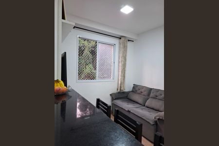 Sala de apartamento para alugar com 2 quartos, 45m² em Jardim Maria Rosa, Taboão da Serra