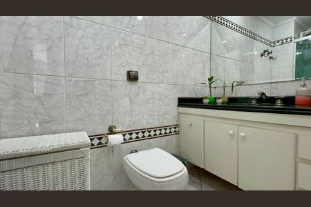 Apartamento à venda com 117m², 3 quartos e 2 vagasBanheiro