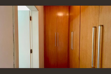 Apartamento à venda com 117m², 3 quartos e 2 vagasCloset da suíte