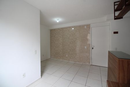 Sala de apartamento para alugar com 2 quartos, 48m² em Curicica, Rio de Janeiro