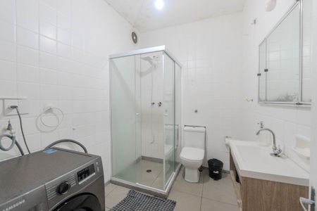 Apartamento para alugar com 54m², 2 quartos e sem vagaBanheiro