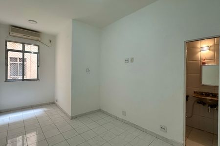 Apartamento à venda com 103m², 3 quartos e sem vaga