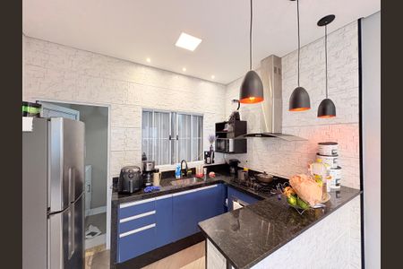 Casa à venda com 100m², 4 quartos e 2 vagasCozinha