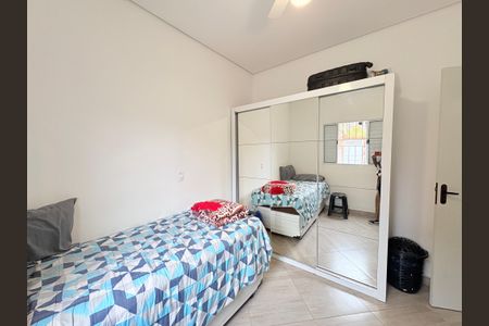 Casa à venda com 100m², 4 quartos e 2 vagasQuarto 1 