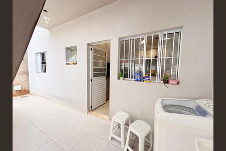 Casa à venda com 100m², 4 quartos e 2 vagasÁrea de Serviço