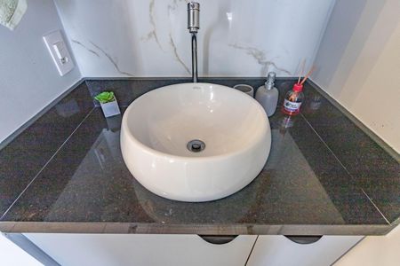 Apartamento à venda com 39m², 2 quartos e sem vaga Apartamento à venda com 39m², 2 quartos e sem vagaBanheiro