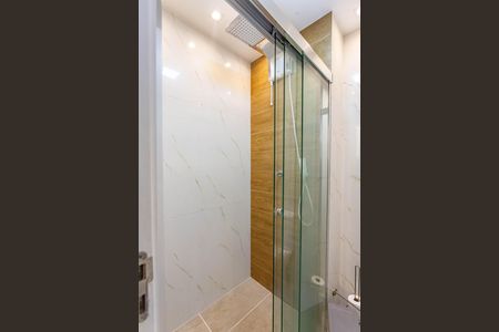 Apartamento à venda com 39m², 2 quartos e sem vaga Apartamento à venda com 39m², 2 quartos e sem vagaBanheiro