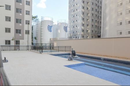 Apartamento à venda com 39m², 2 quartos e sem vaga Apartamento à venda com 39m², 2 quartos e sem vagaÁrea comum - Piscina