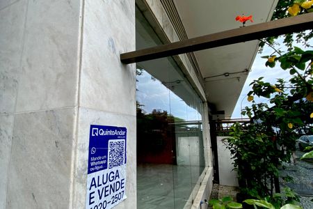 Apartamento à venda com 92m², 2 quartos e 1 vaga Apartamento à venda com 92m², 2 quartos e 1 vagaPlaca