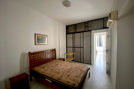 Apartamento à venda com 92m², 2 quartos e 1 vaga Apartamento à venda com 92m², 2 quartos e 1 vagaSuite