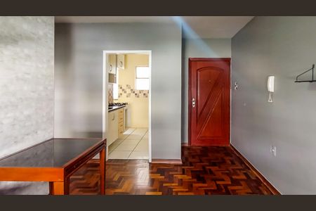 Apartamento à venda com 2 quartos, 58m² em Teresópolis, Porto Alegre