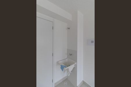 Apartamento à venda com 32m², 2 quartos e sem vagaSala/Cozinha/Área de Serviço 