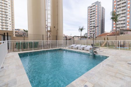 Apartamento à venda com 32m², 2 quartos e sem vagaÁrea Comum - Piscina 