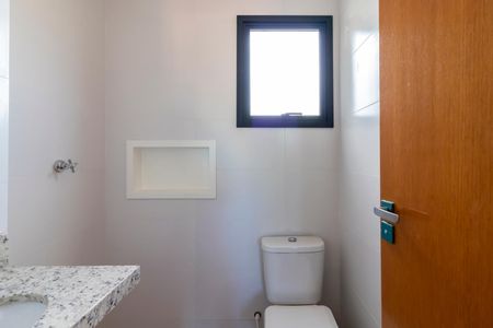 Apartamento à venda com 34m², 2 quartos e sem vaga Apartamento à venda com 34m², 2 quartos e sem vagaBanheiro