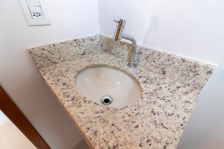 Apartamento à venda com 34m², 2 quartos e sem vaga Apartamento à venda com 34m², 2 quartos e sem vagaBanheiro