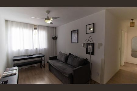 Sala de apartamento para alugar com 2 quartos, 65m² em Santa Rosa, Niterói